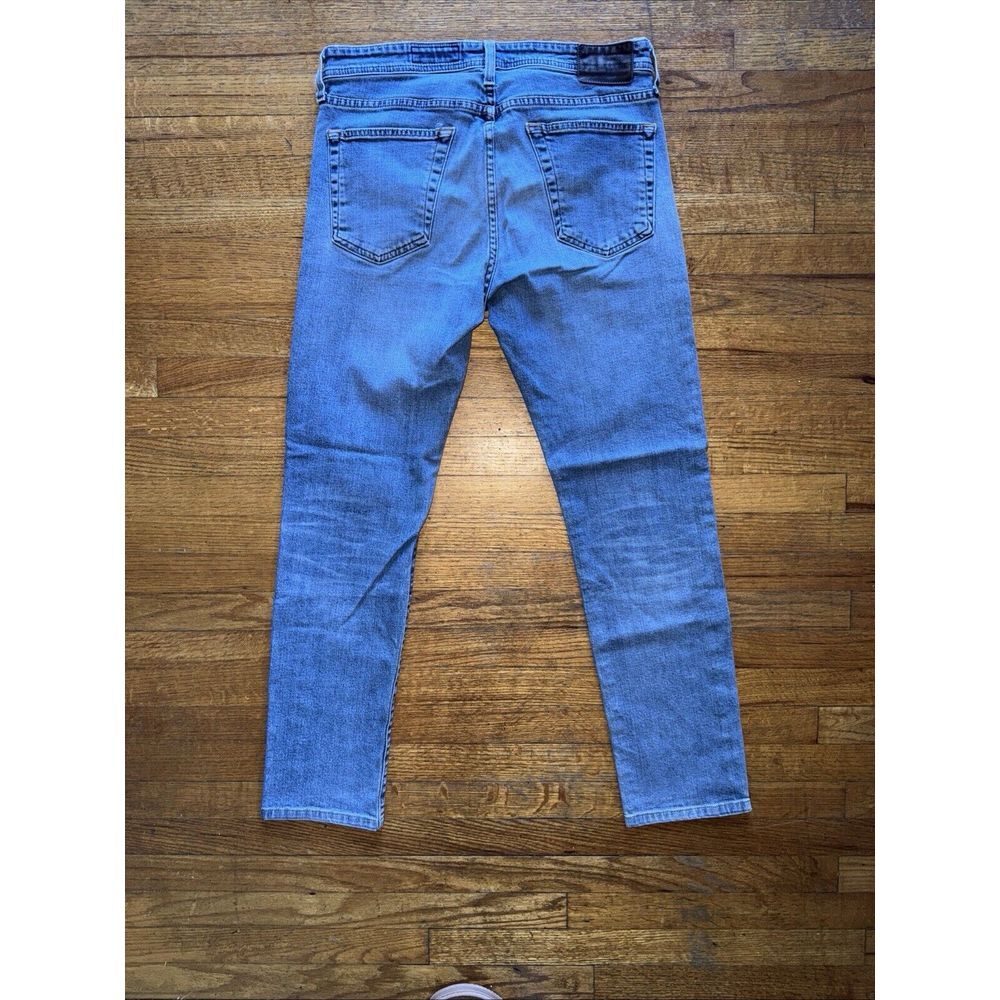 AG Adriano Goldschmied Skinny Mid/ Light Washed Denim 34R - Picture 7 of 8